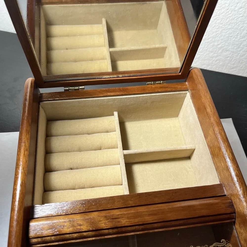 MCM‎ London Leather Wooden Jewelry Box Valet Inlaid Divided Storage Case Vintage